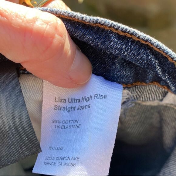 Reformation Liza Ultra High Rise Straight Jeans size 24 - Picture 8 of 14